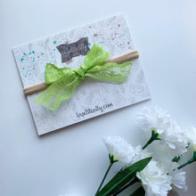 Charger l'image dans la galerie, Dentelle lime