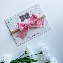 Charger l'image dans la galerie, Dentelle rose bonbon
