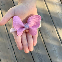 Charger l'image dans la galerie, Papillon rose
