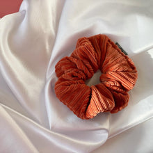 Charger l'image dans la galerie, Chouchou corduroy orange brûlé
